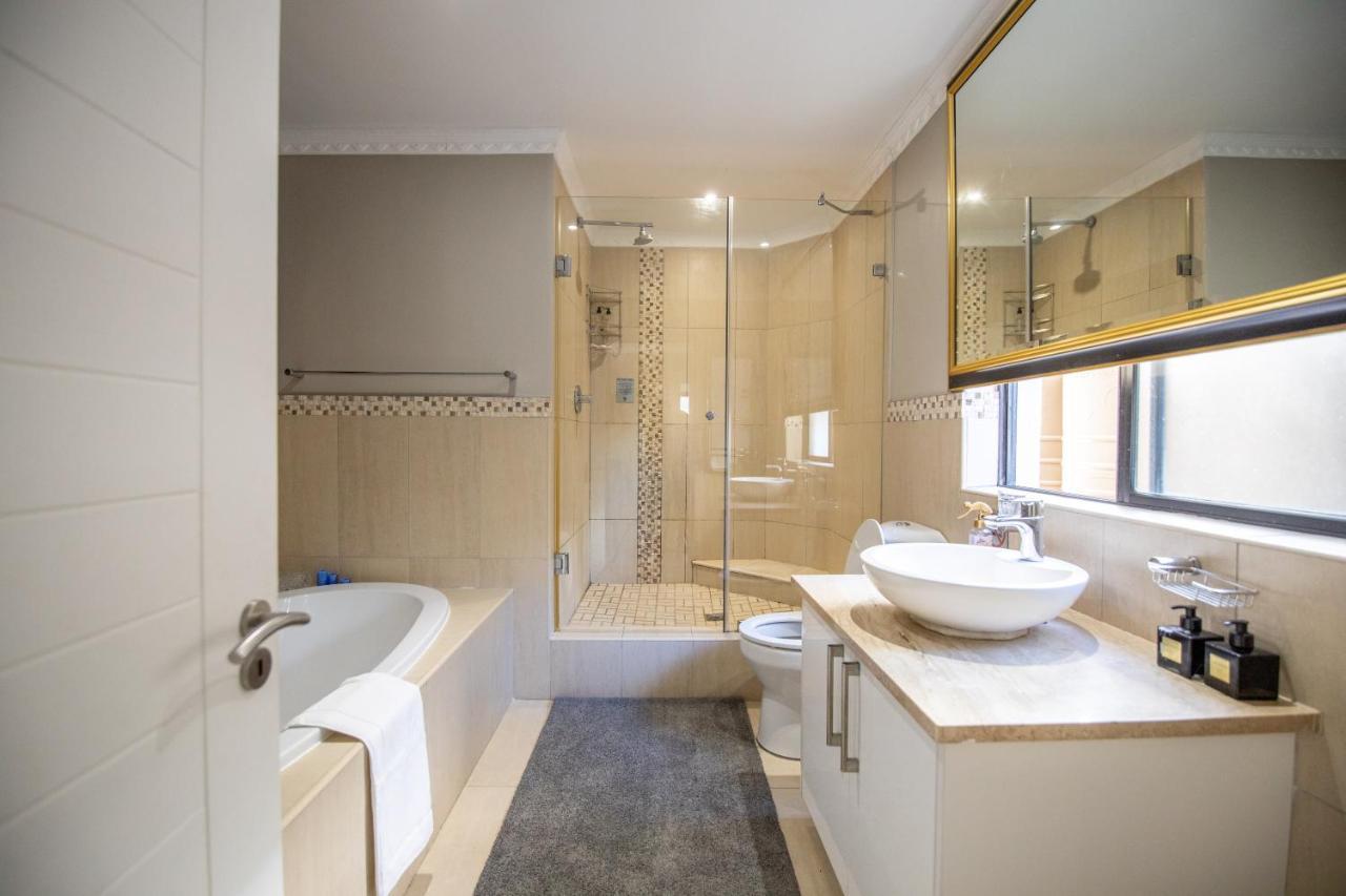 Oceana Palms Luxury Guest House Gordonʼs Bay Εξωτερικό φωτογραφία